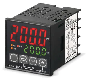 Регулятор температуры цифровой E5CBR1TCAC100240 релейн. выход (250В AC 3А) вход для термопары типа K J T R или S выход сигнализации (250В AC 1А) 100..240В AC 48х48мм Omron 352123