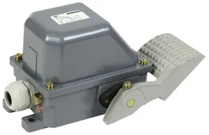 Выключатель концевой НВ-701 У1 рычаг с 1-ой педалью 10А IP44 2 эл. цепи IEK KV-2-701-1 #1